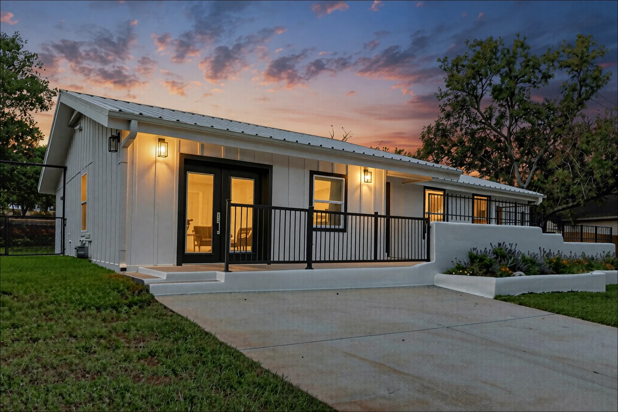 main property photo 8
