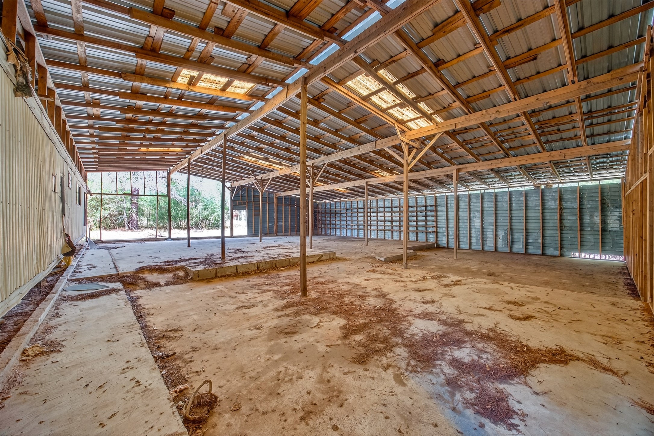 main property photo 10