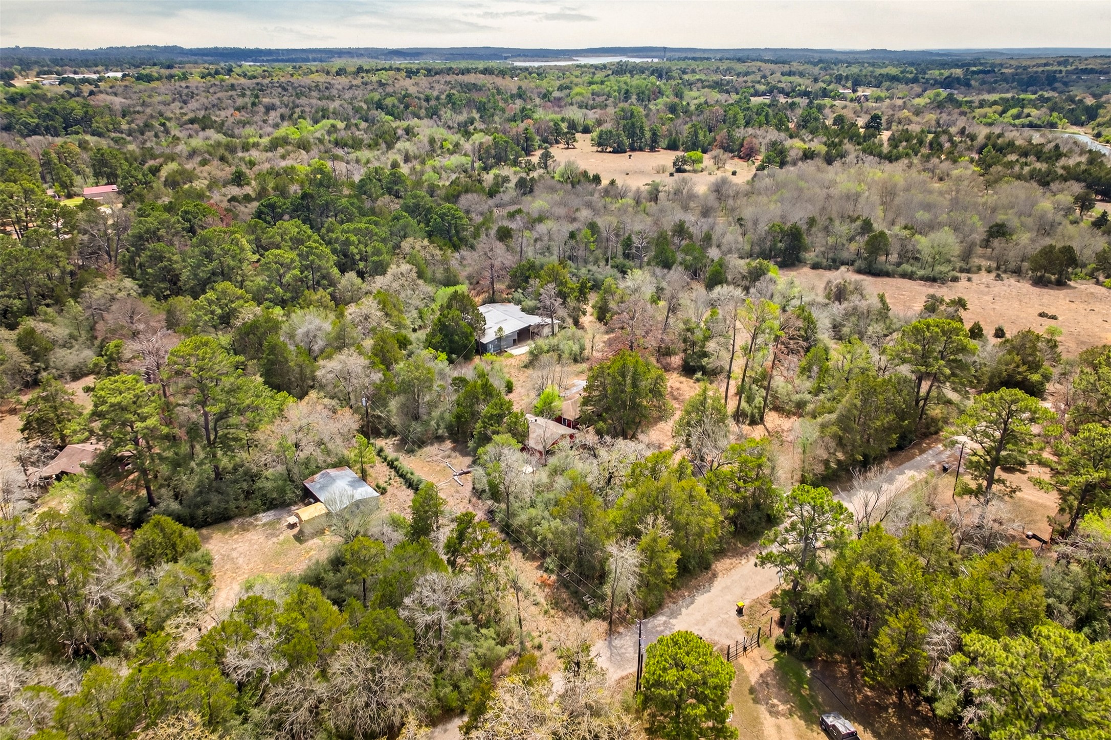main property photo 13