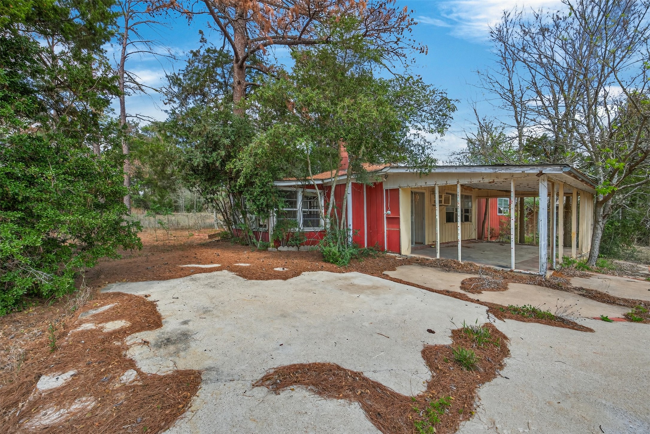 main property photo 17