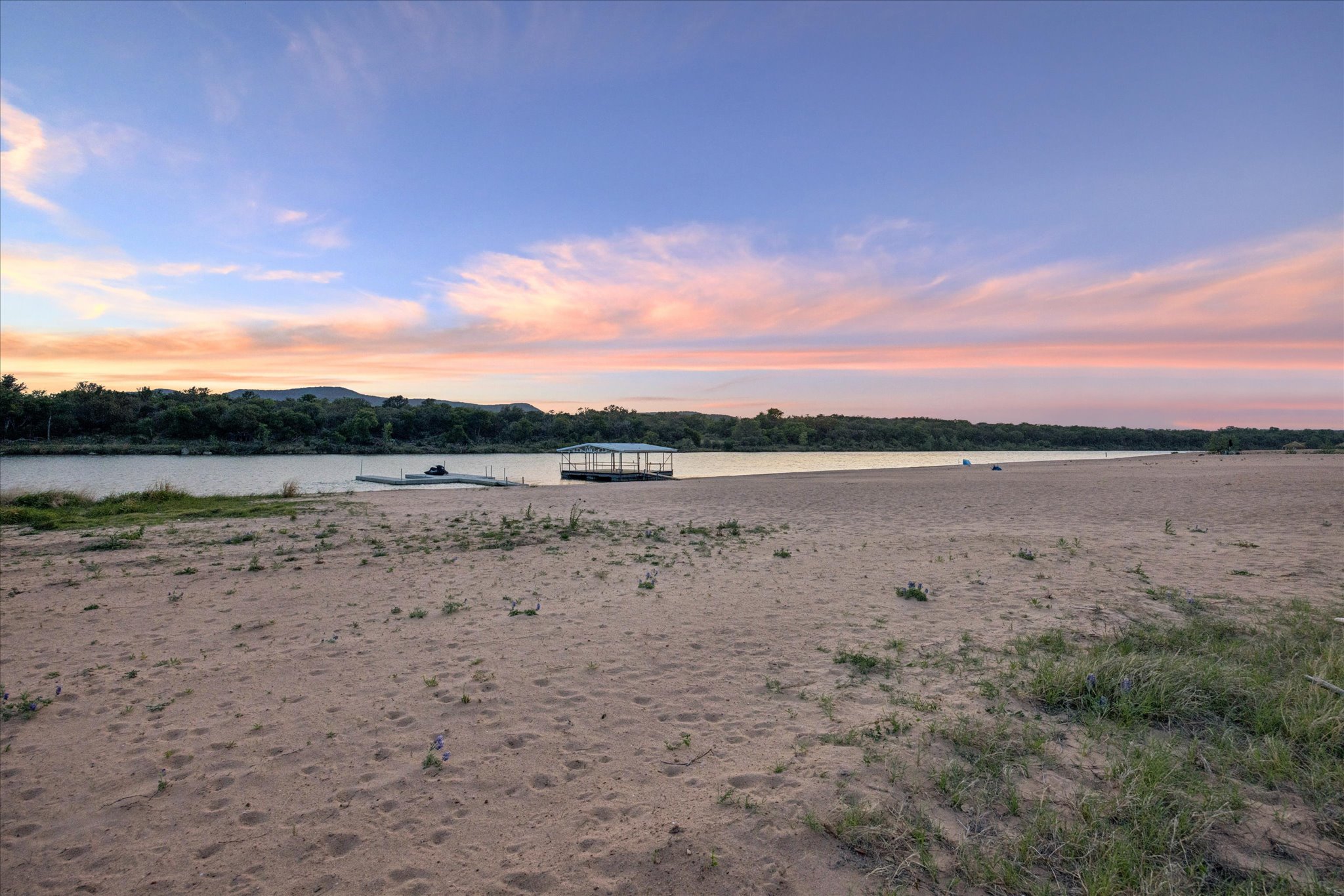 main property photo 31