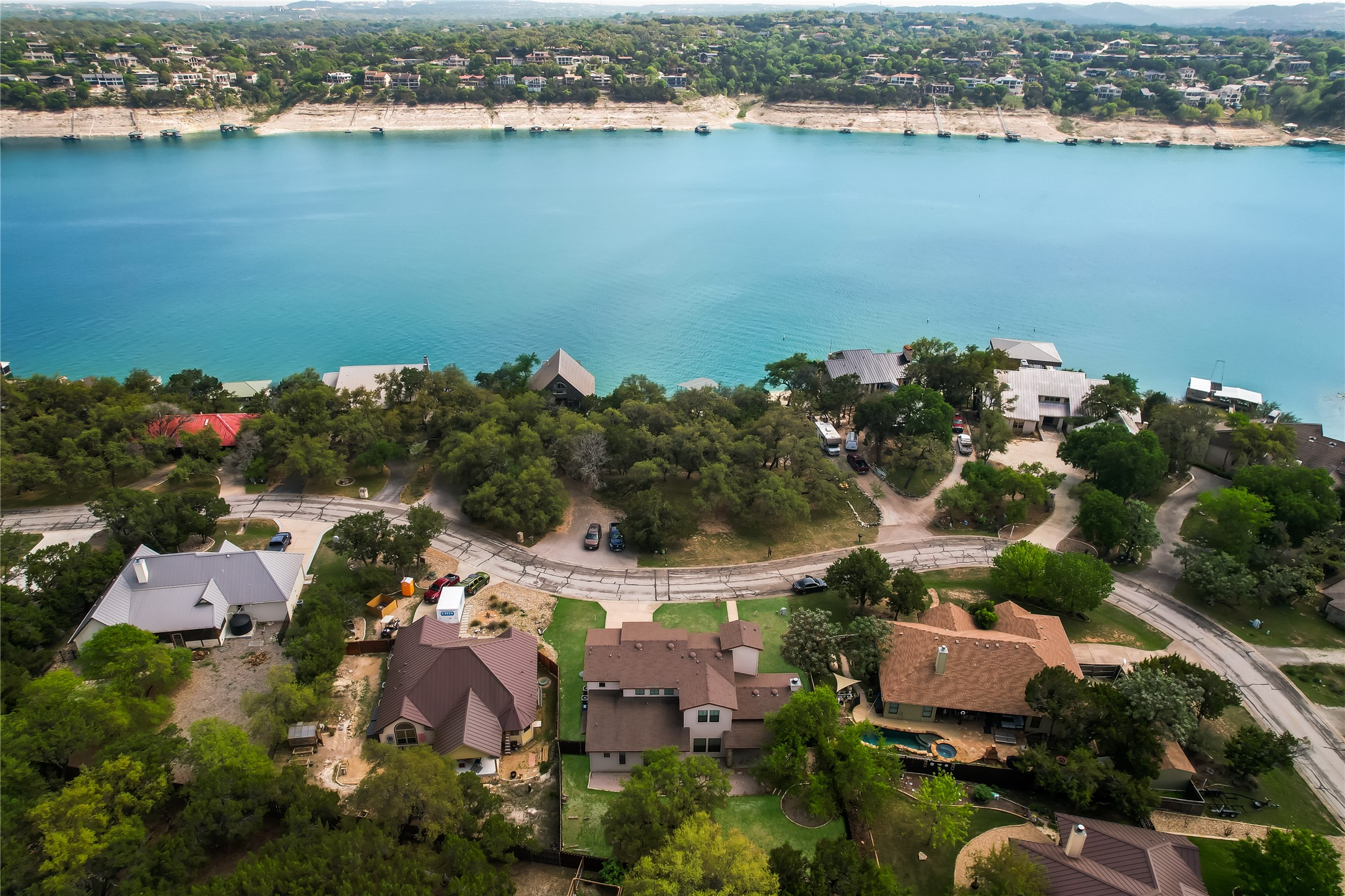 main property photo 33