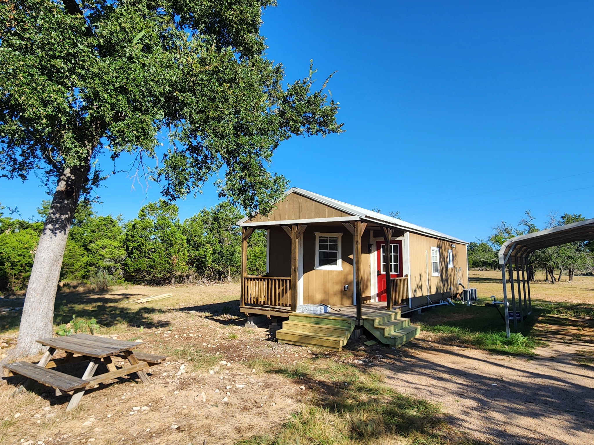main property photo 8