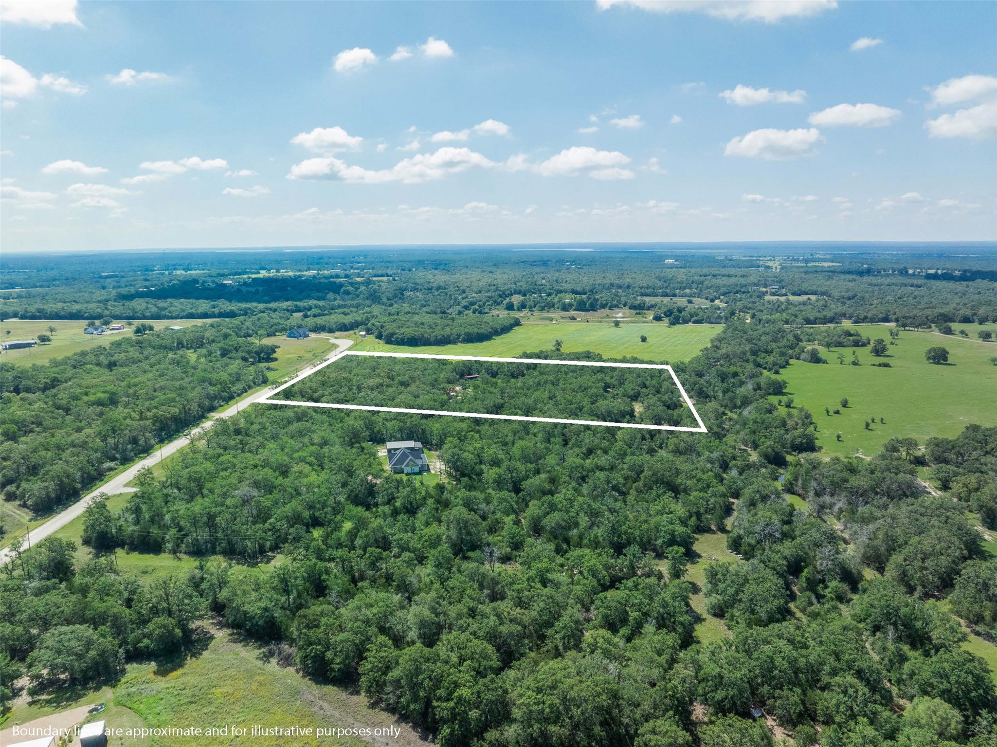 main property photo 19