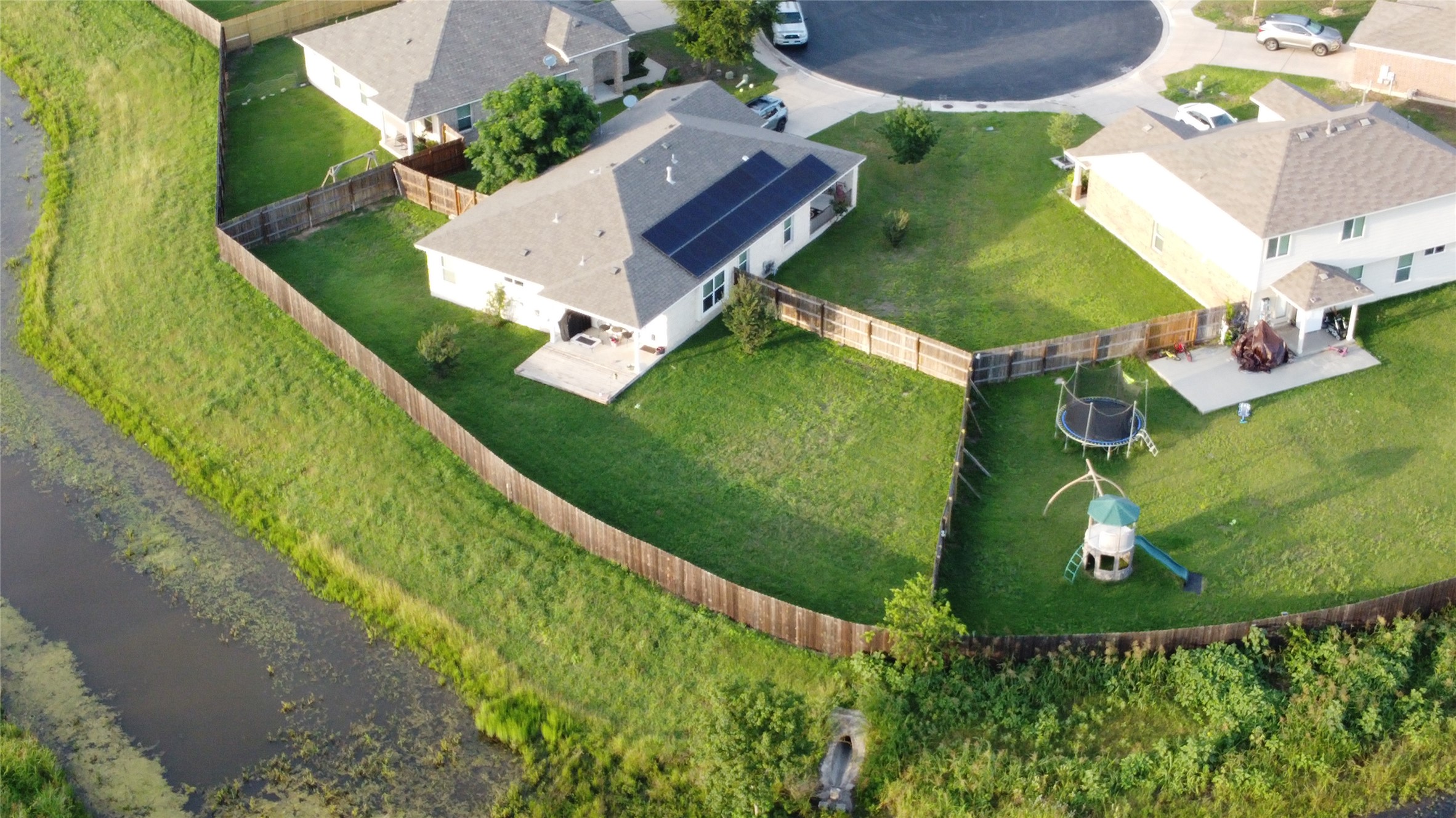 main property photo 26