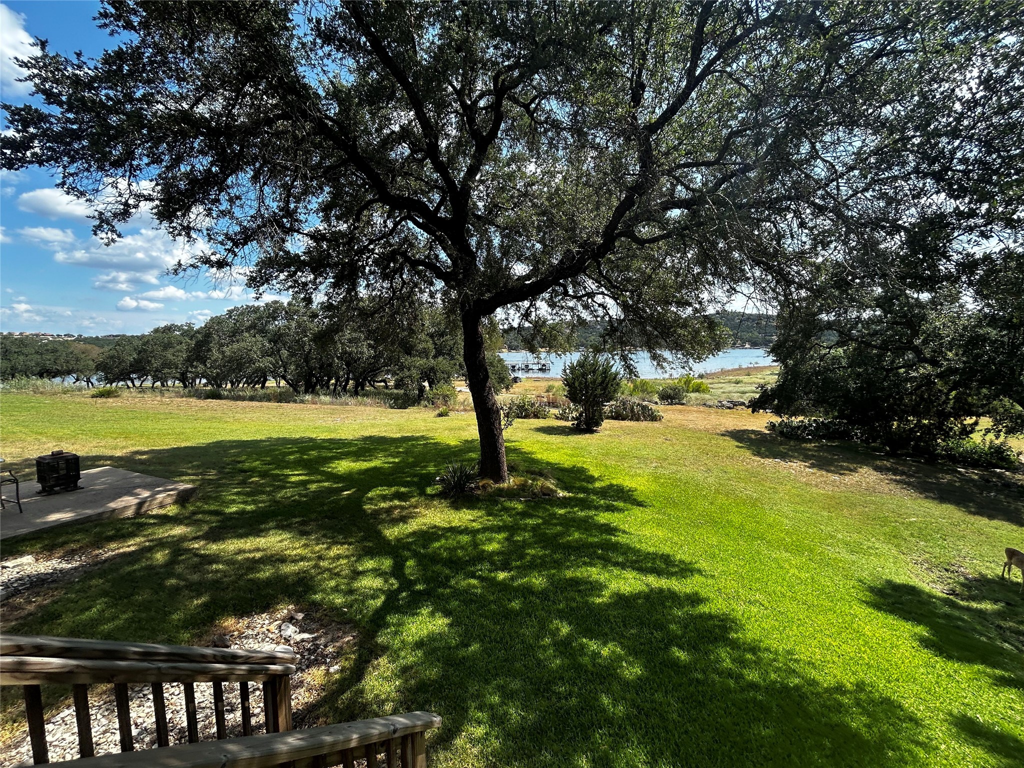 main property photo 16