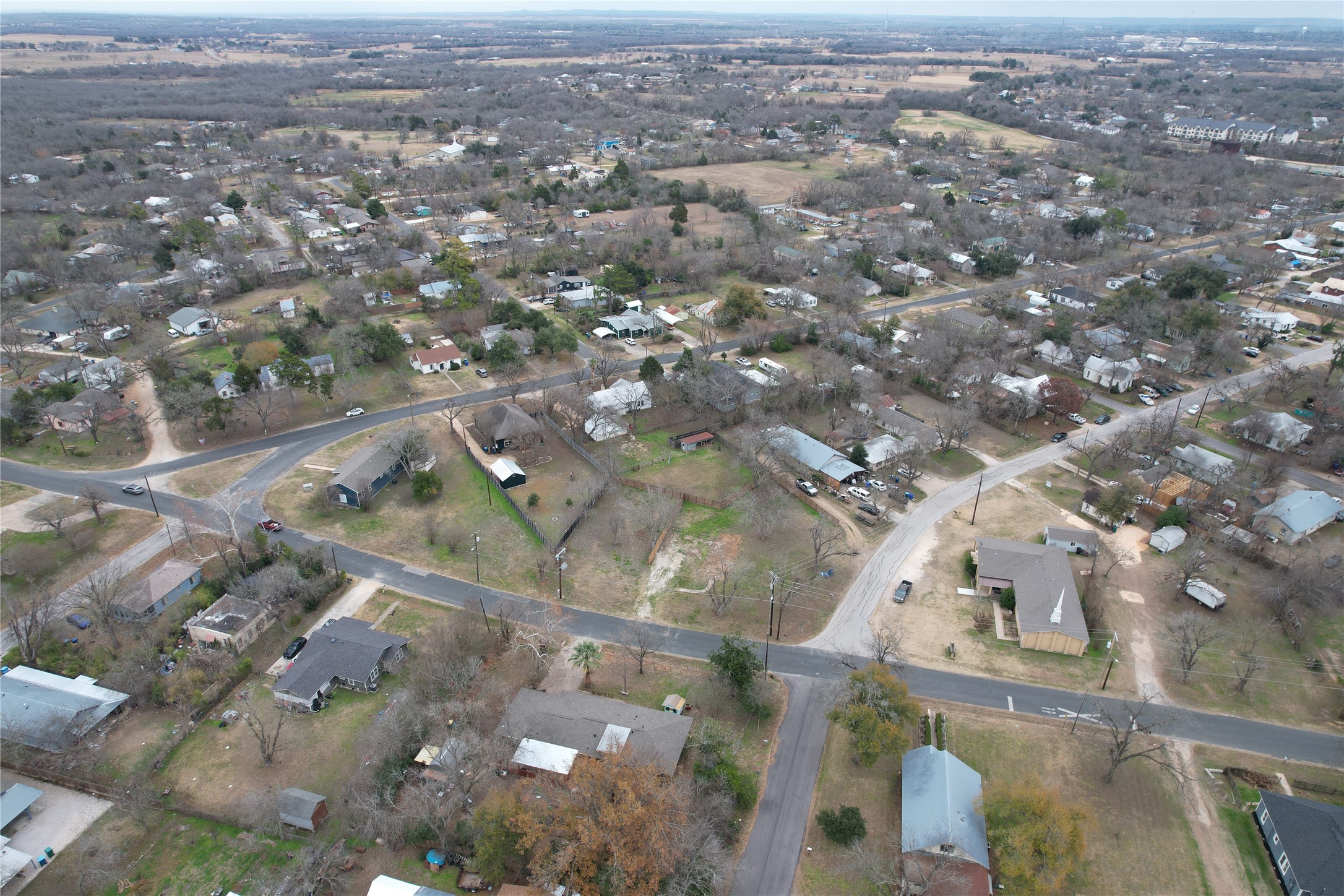 main property photo 16