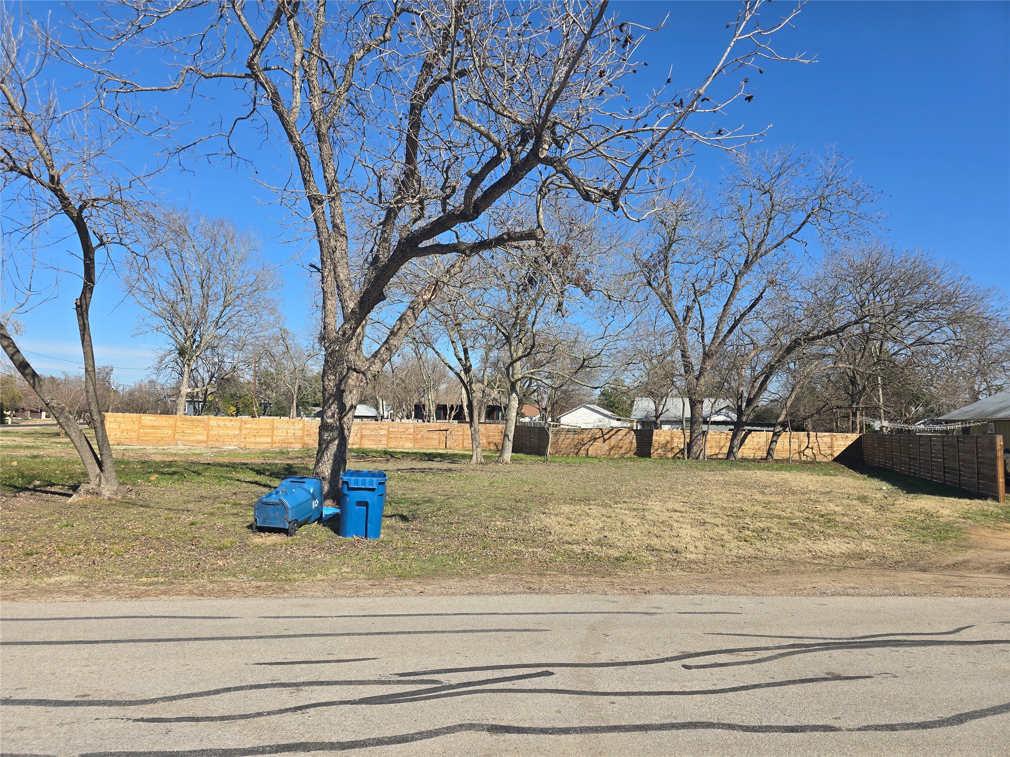 main property photo 7