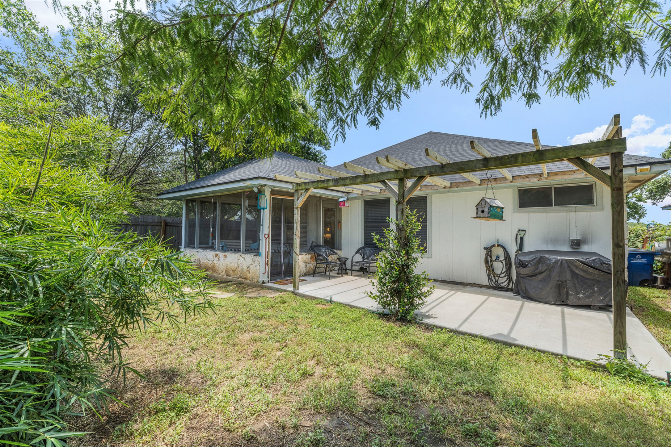 main property photo 21
