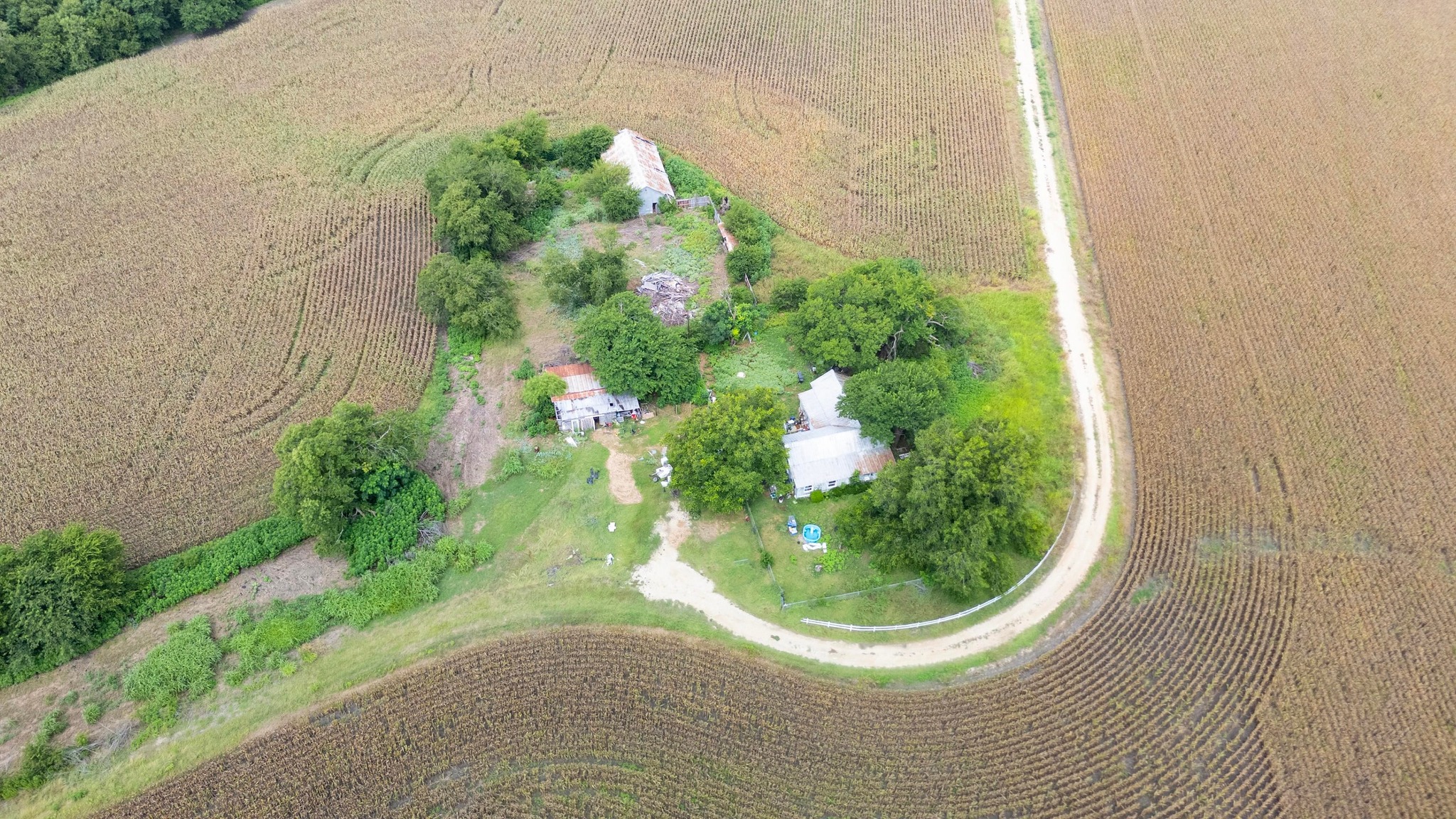 main property photo 20