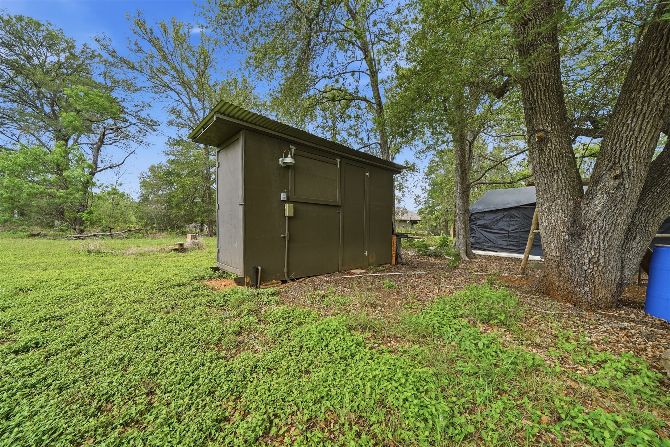 main property photo 29