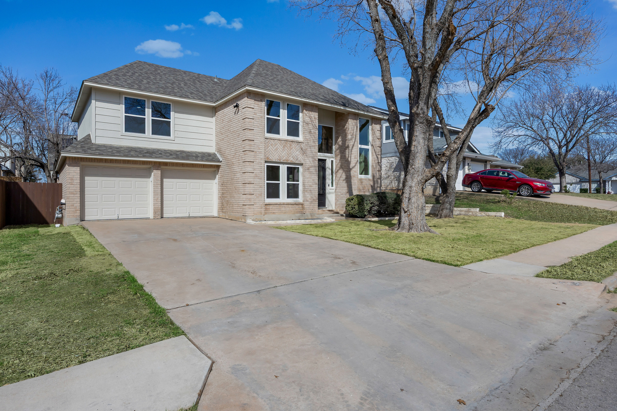 main property photo 36