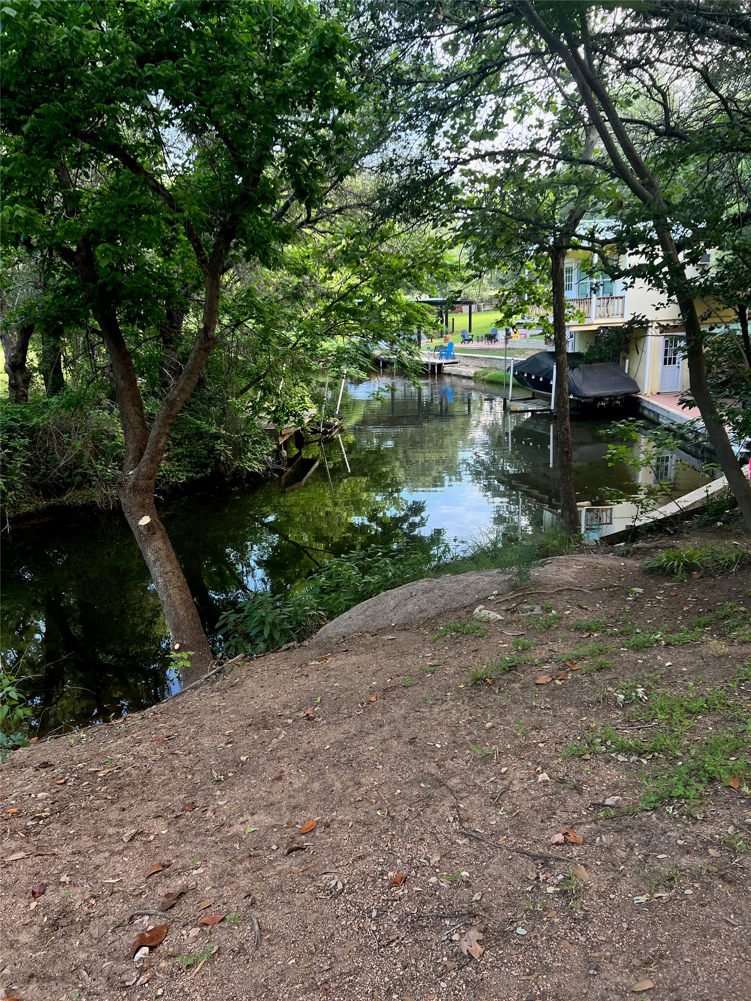 main property photo 27