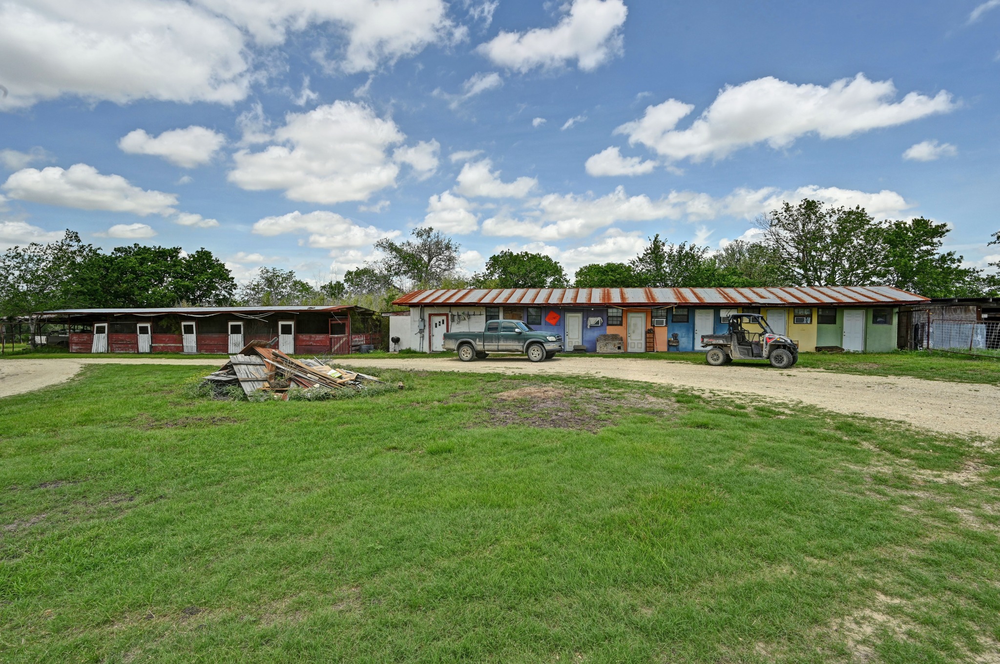 main property photo 31