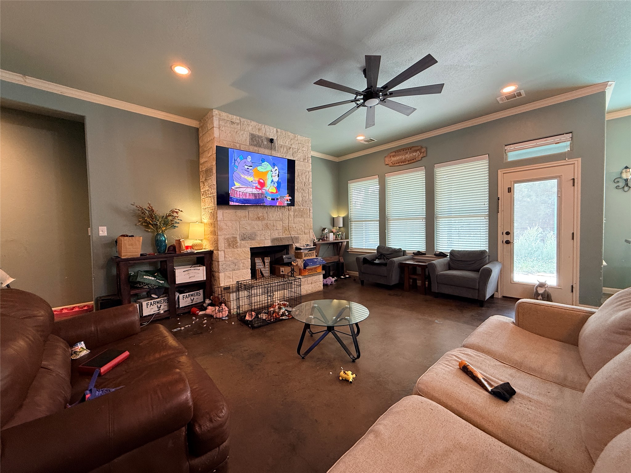 main property photo 7