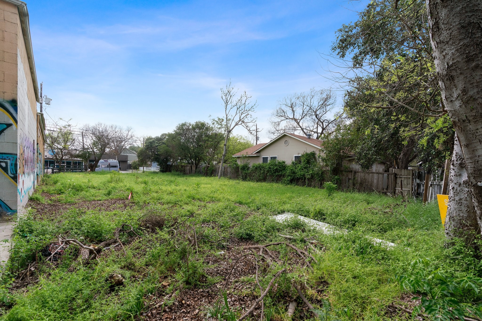 main property photo 12