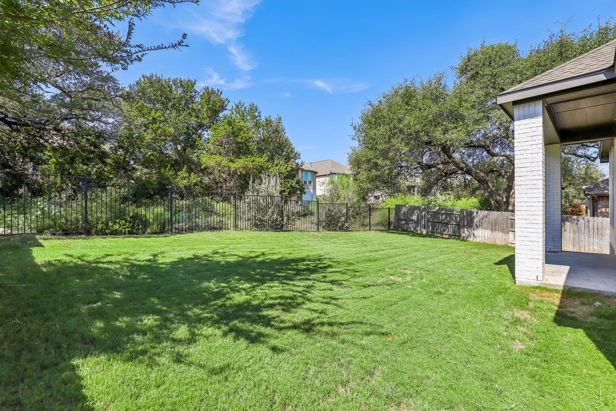 main property photo 36