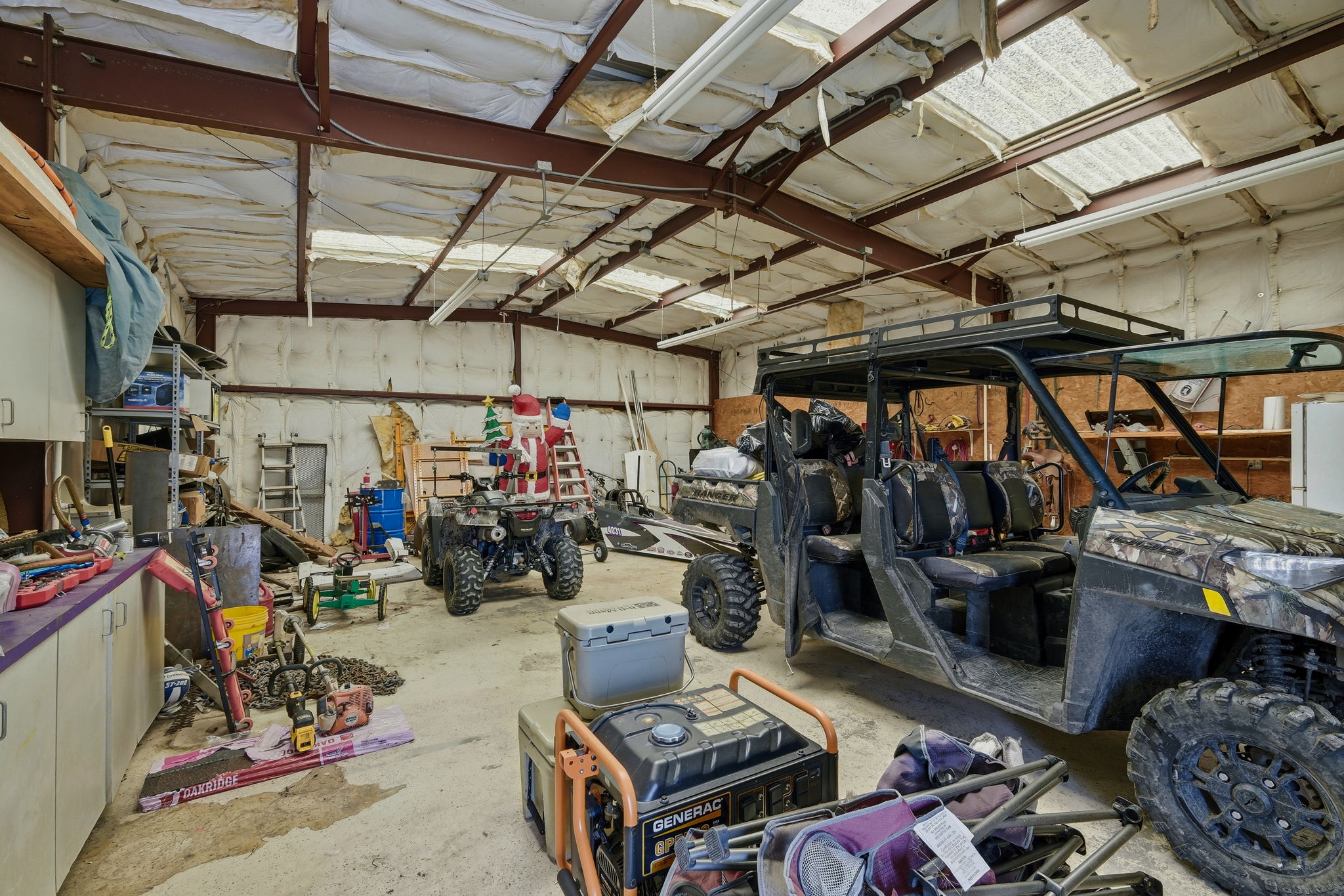 main property photo 25