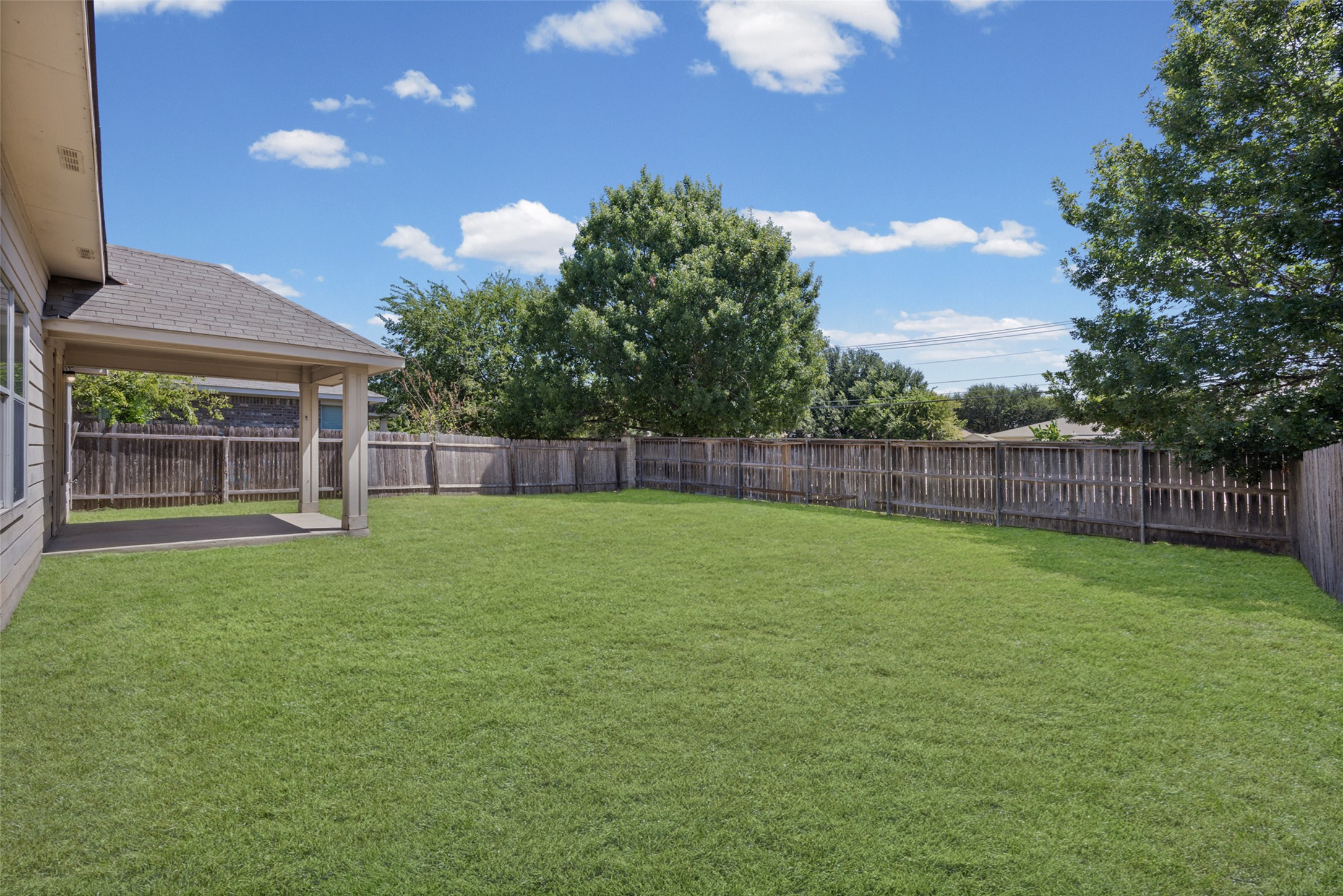 main property photo 34