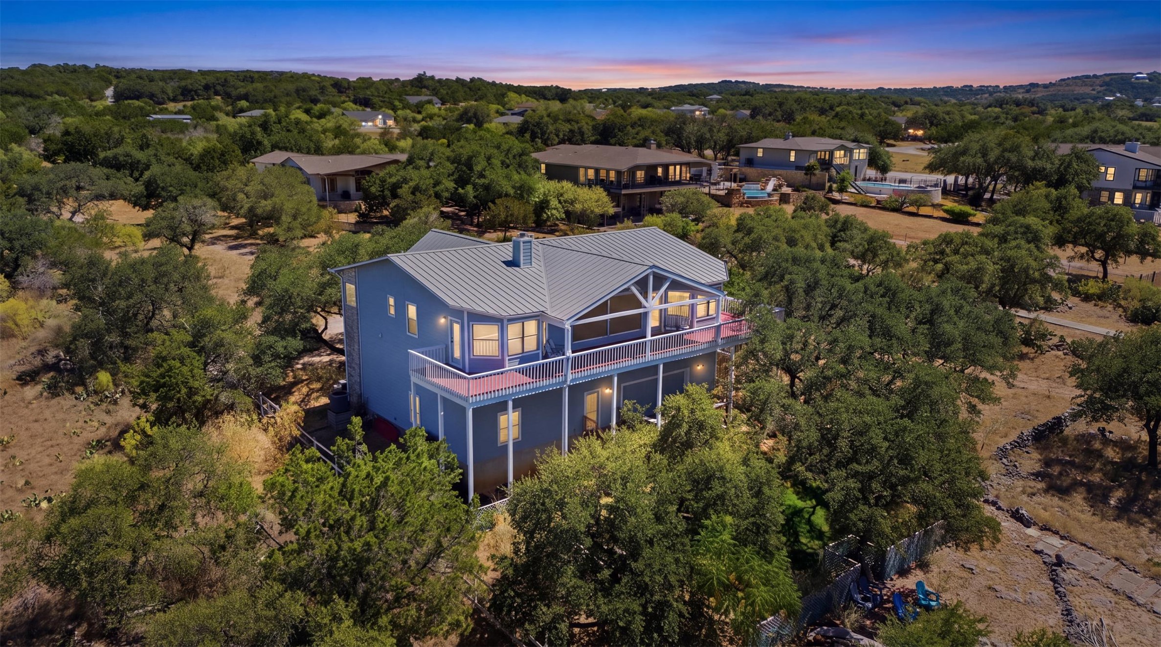 main property photo 33