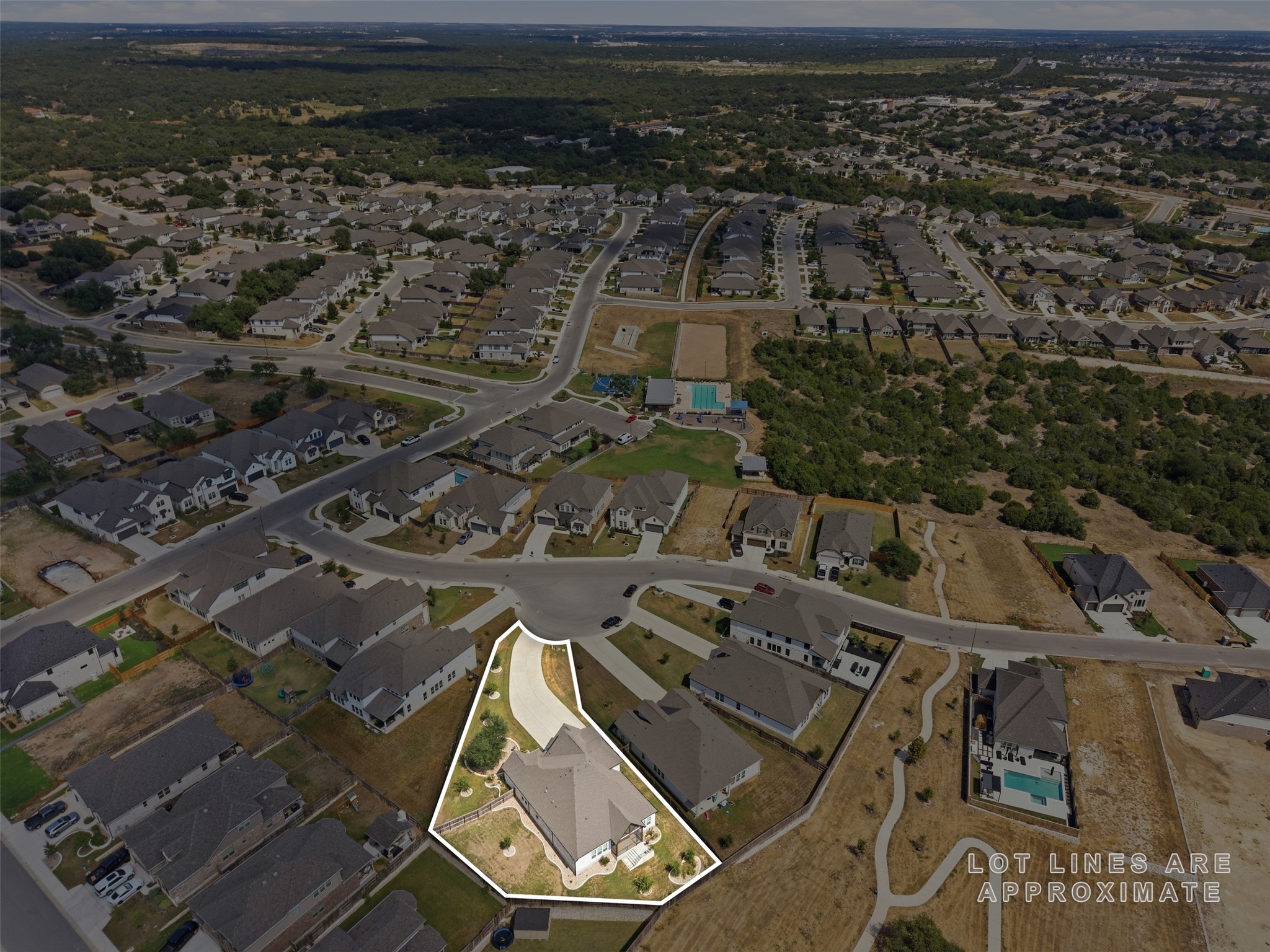 main property photo 37