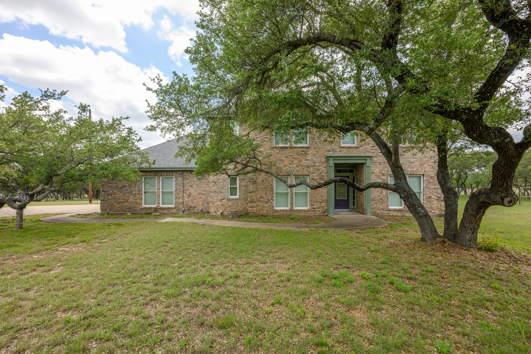 main property photo 36