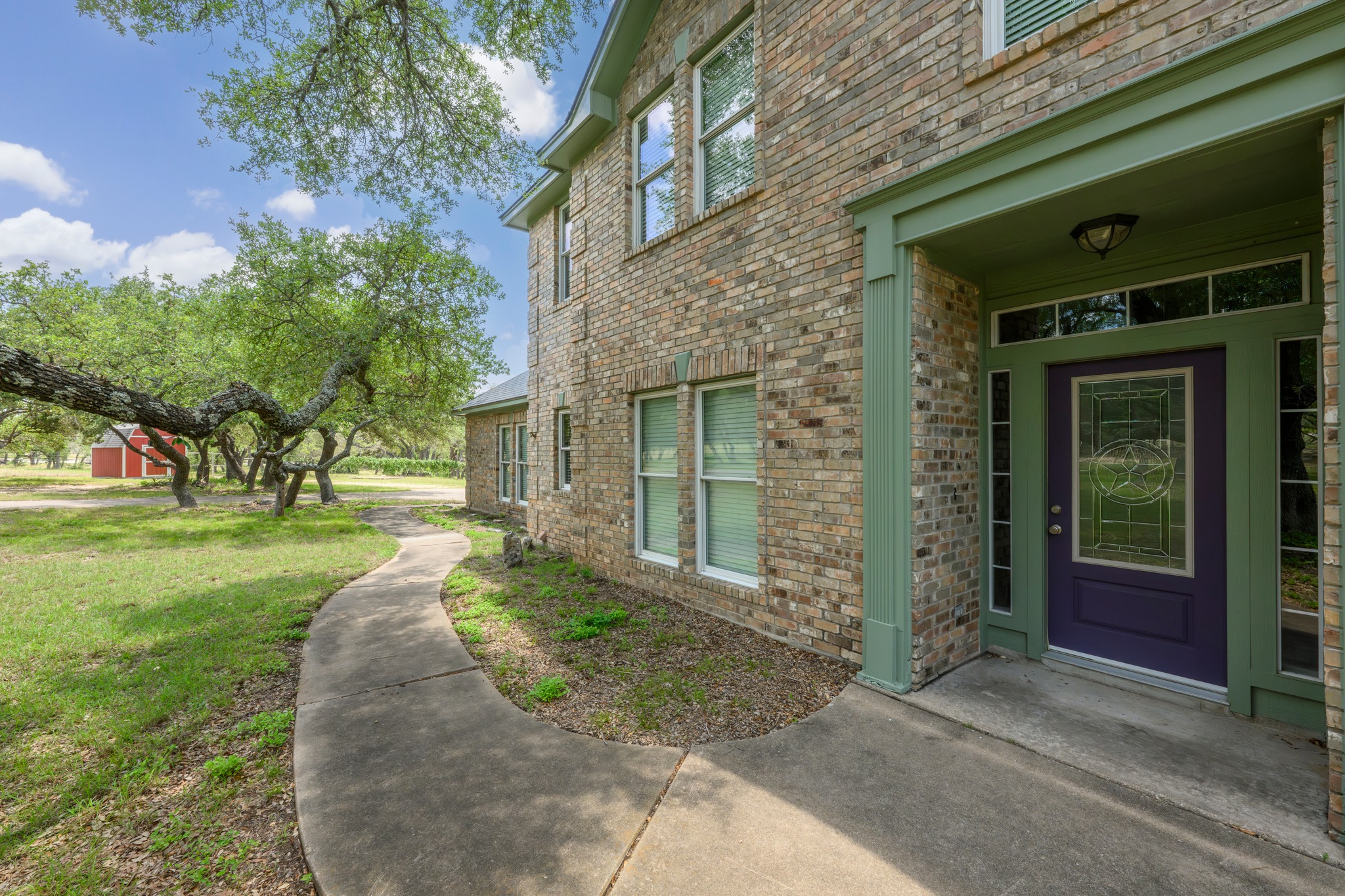 main property photo 4