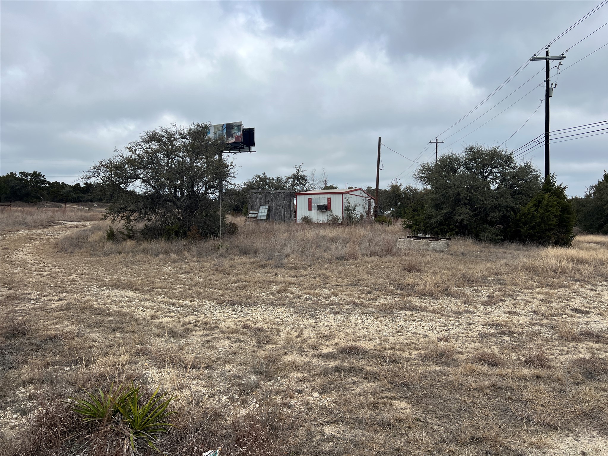 main property photo 10