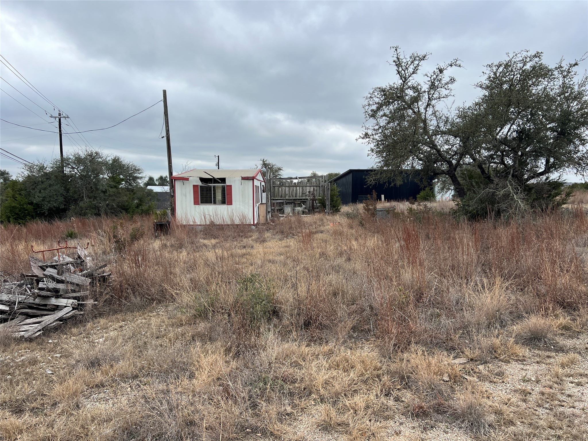 main property photo 16