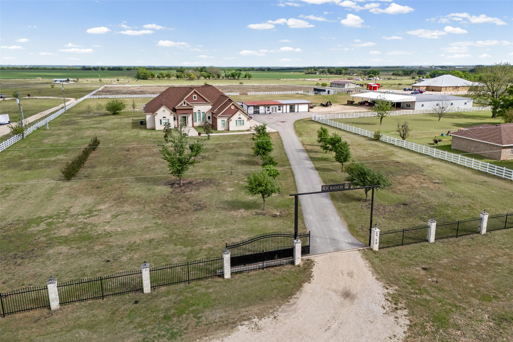 main property photo 37