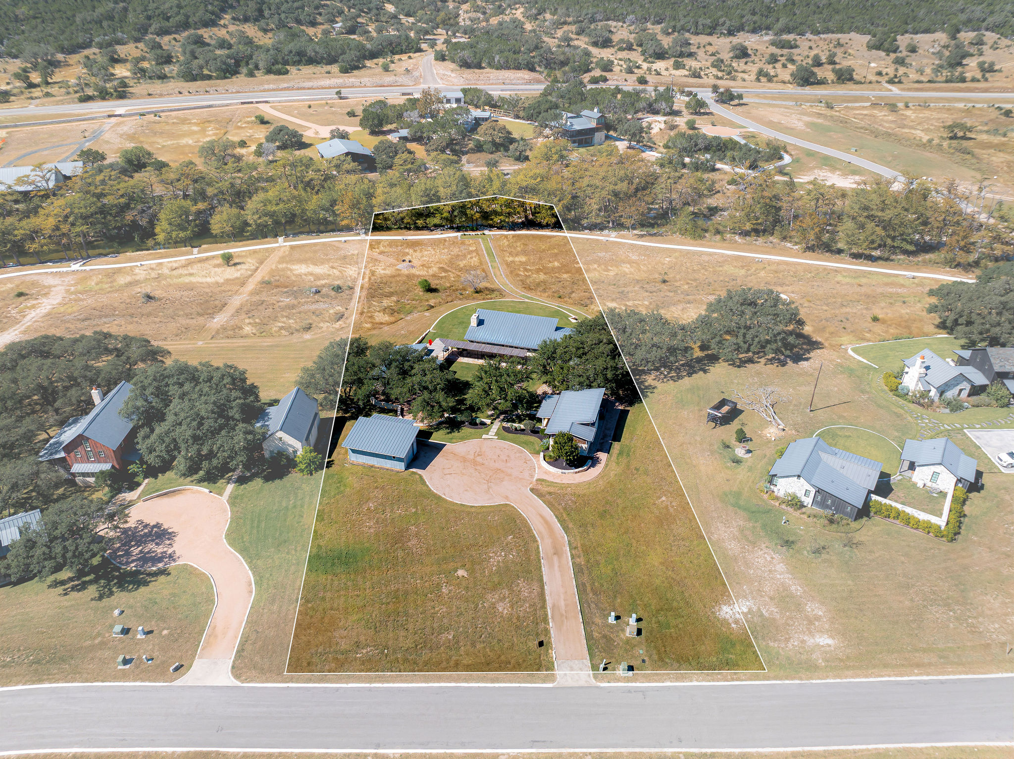 main property photo 37