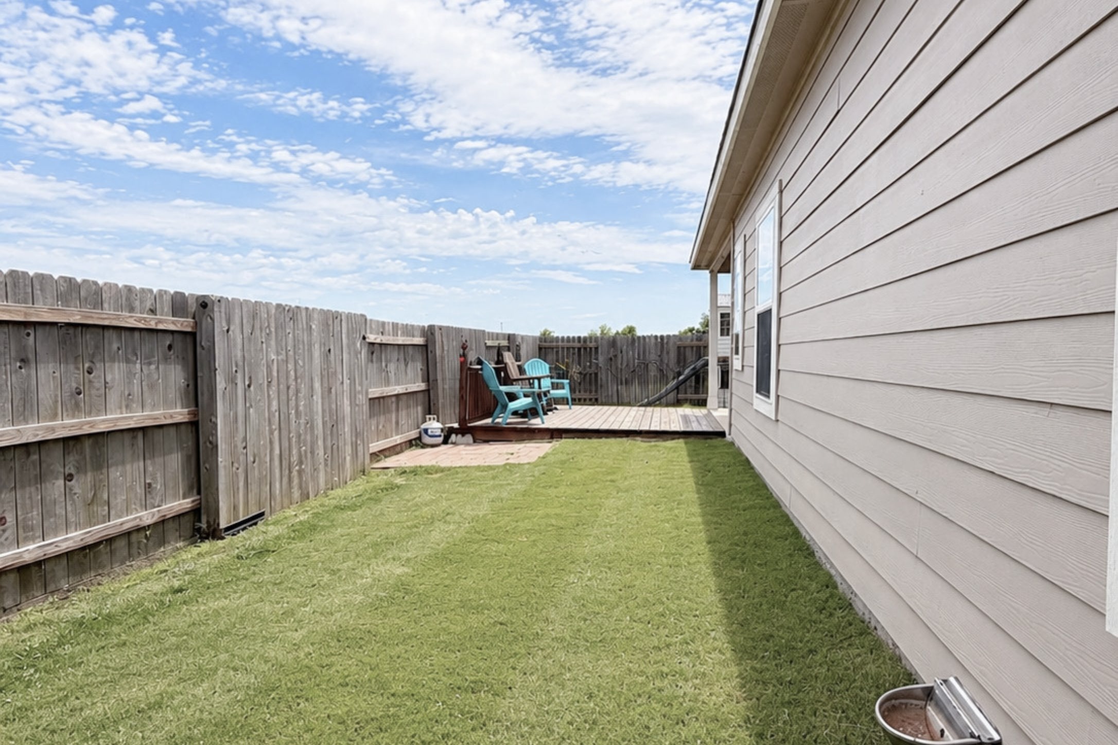 main property photo 25