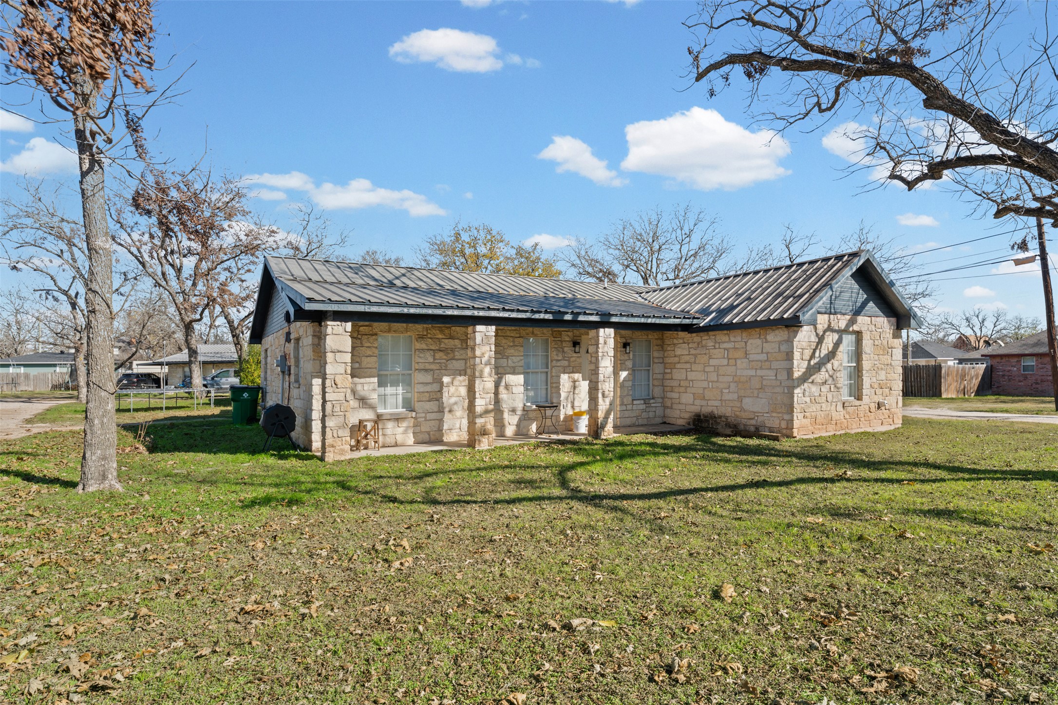 main property photo 1