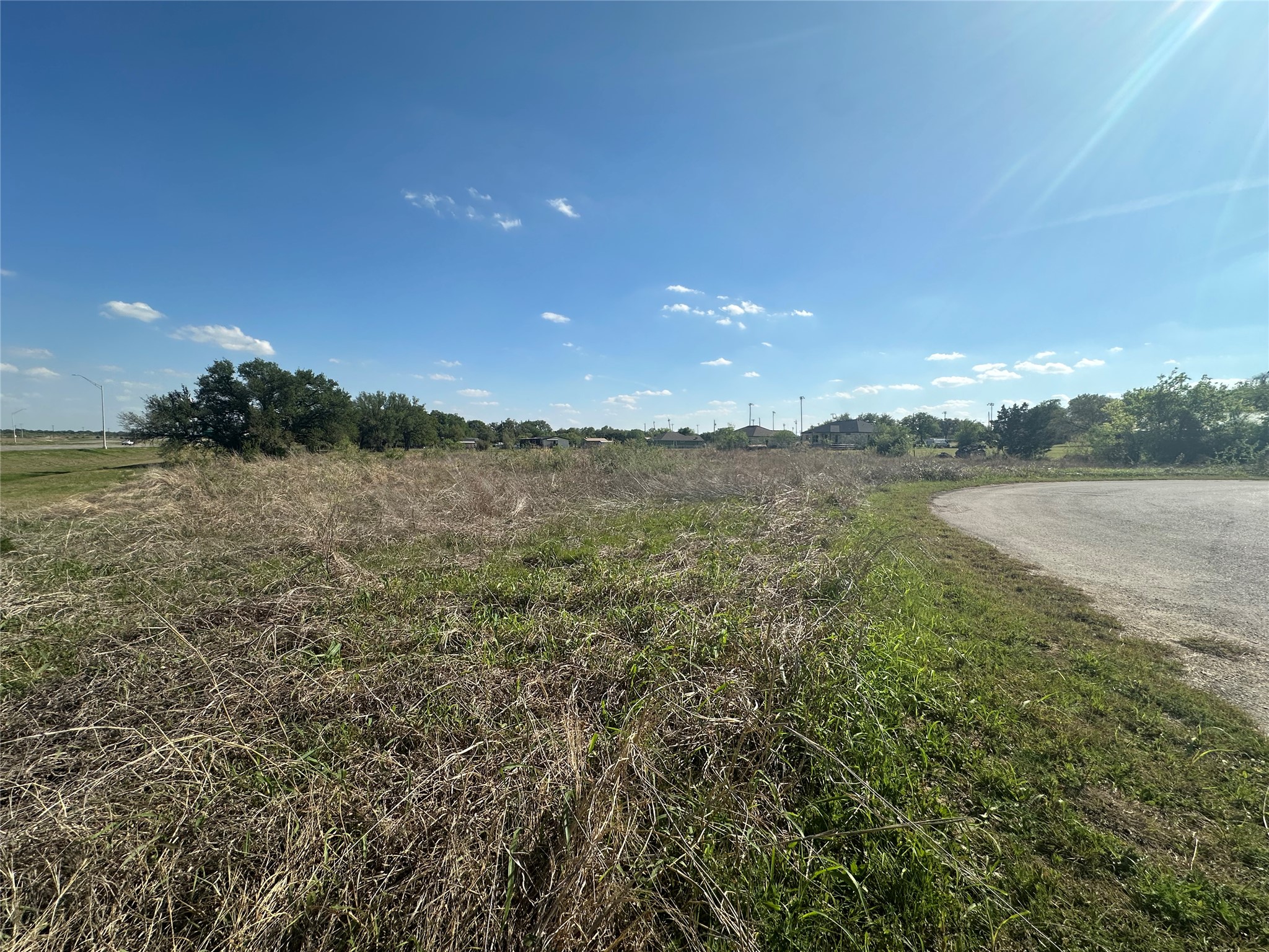 main property photo 3