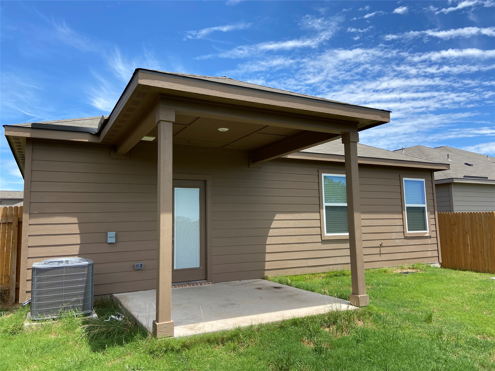 main property photo 38
