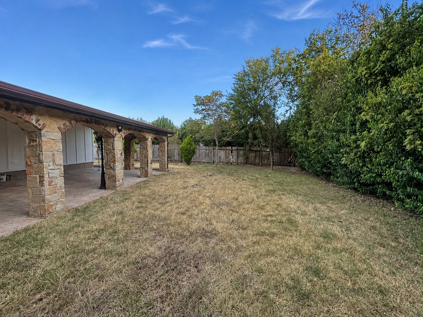 main property photo 11