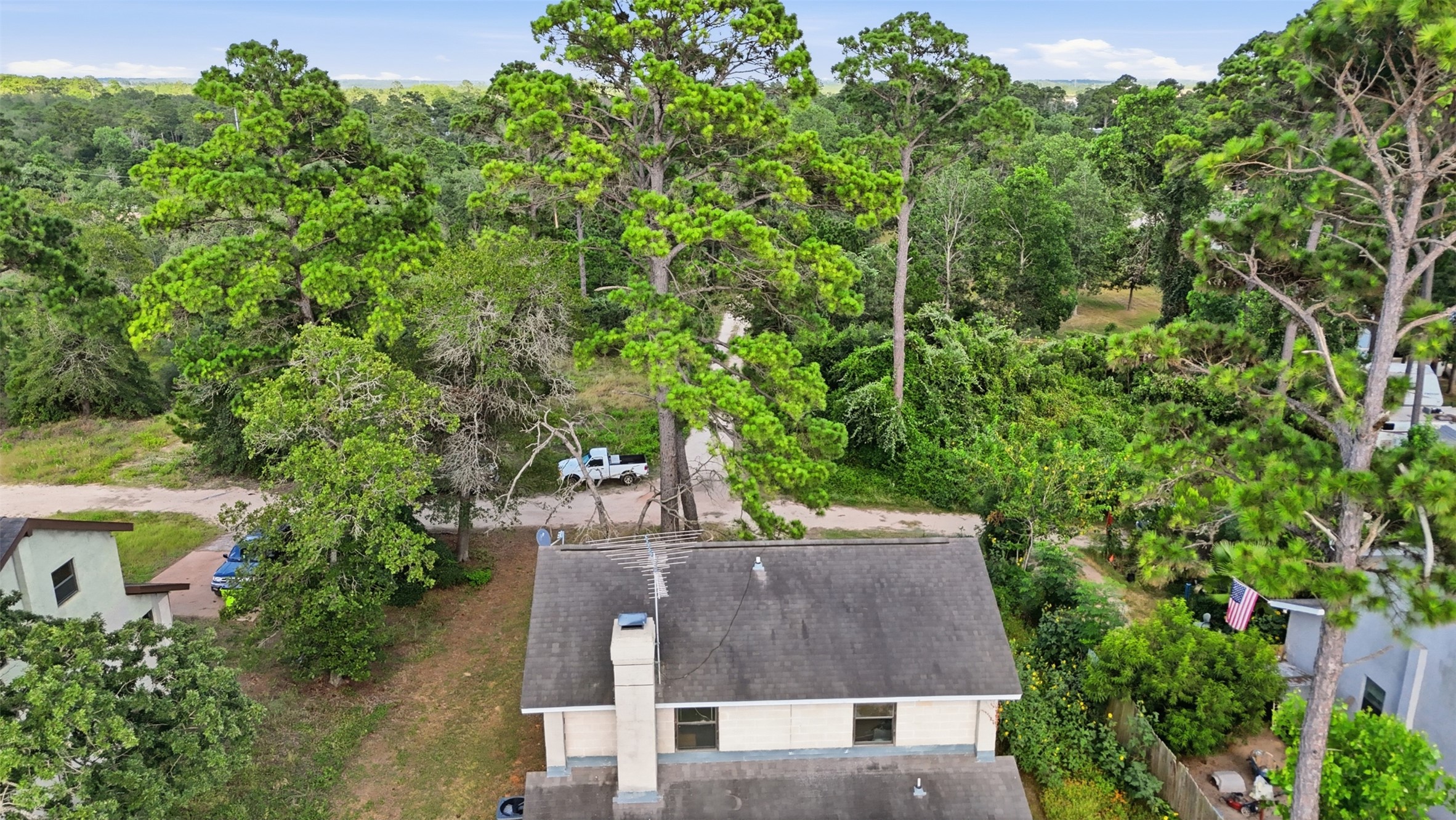 main property photo 31