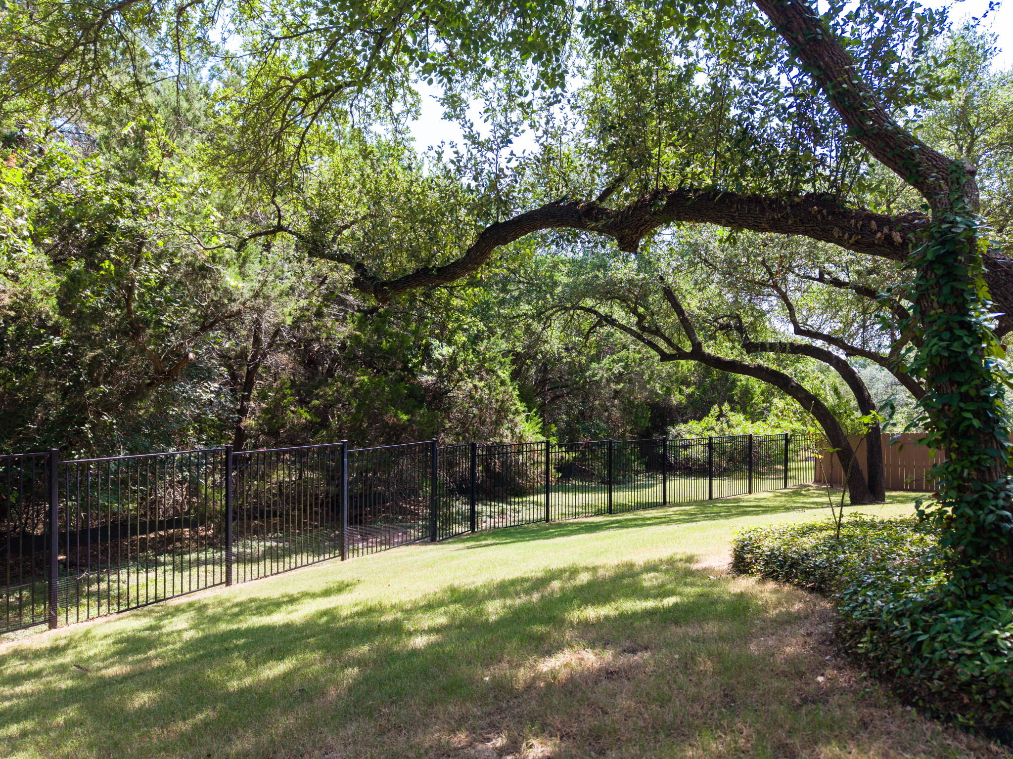 main property photo 29