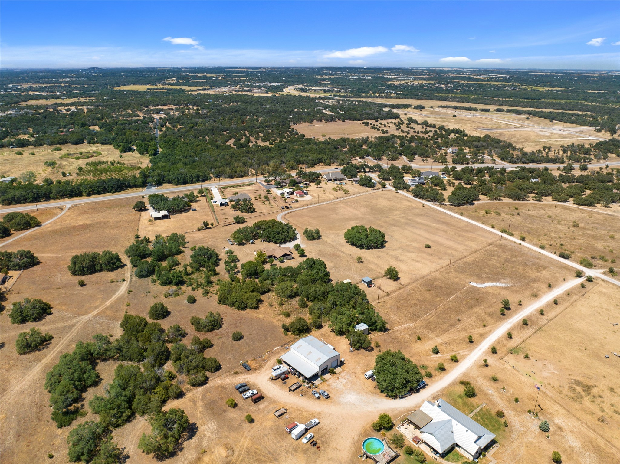 main property photo 33