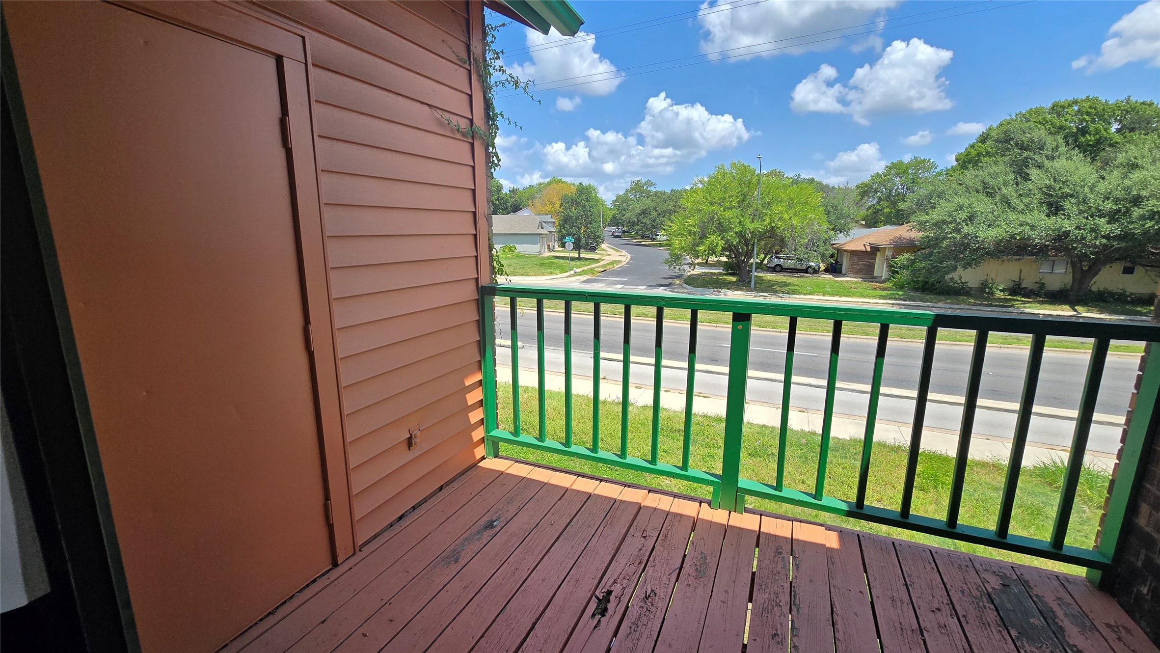 main property photo 18