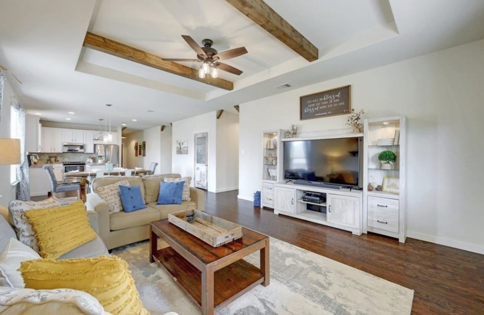 main property photo 2