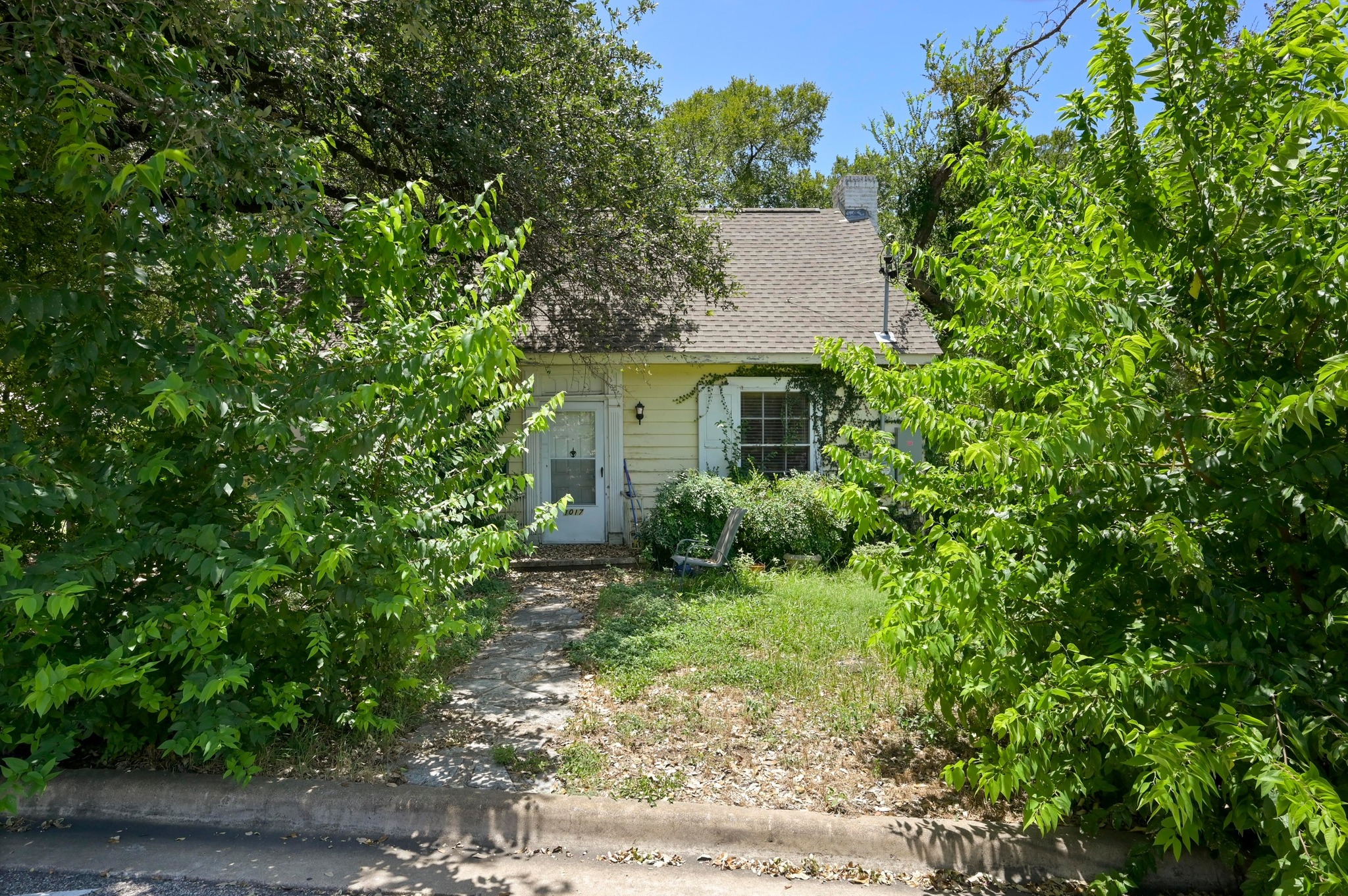 main property photo 1