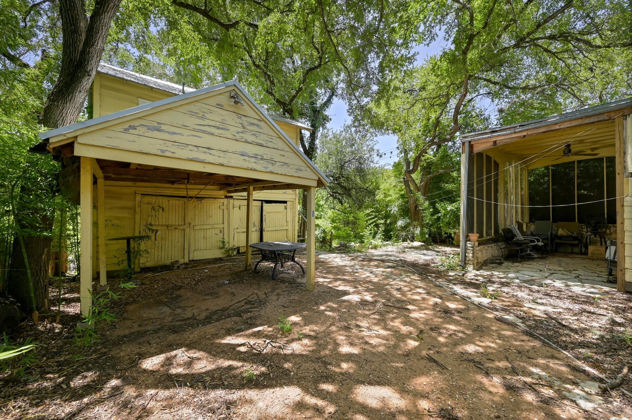 main property photo 6