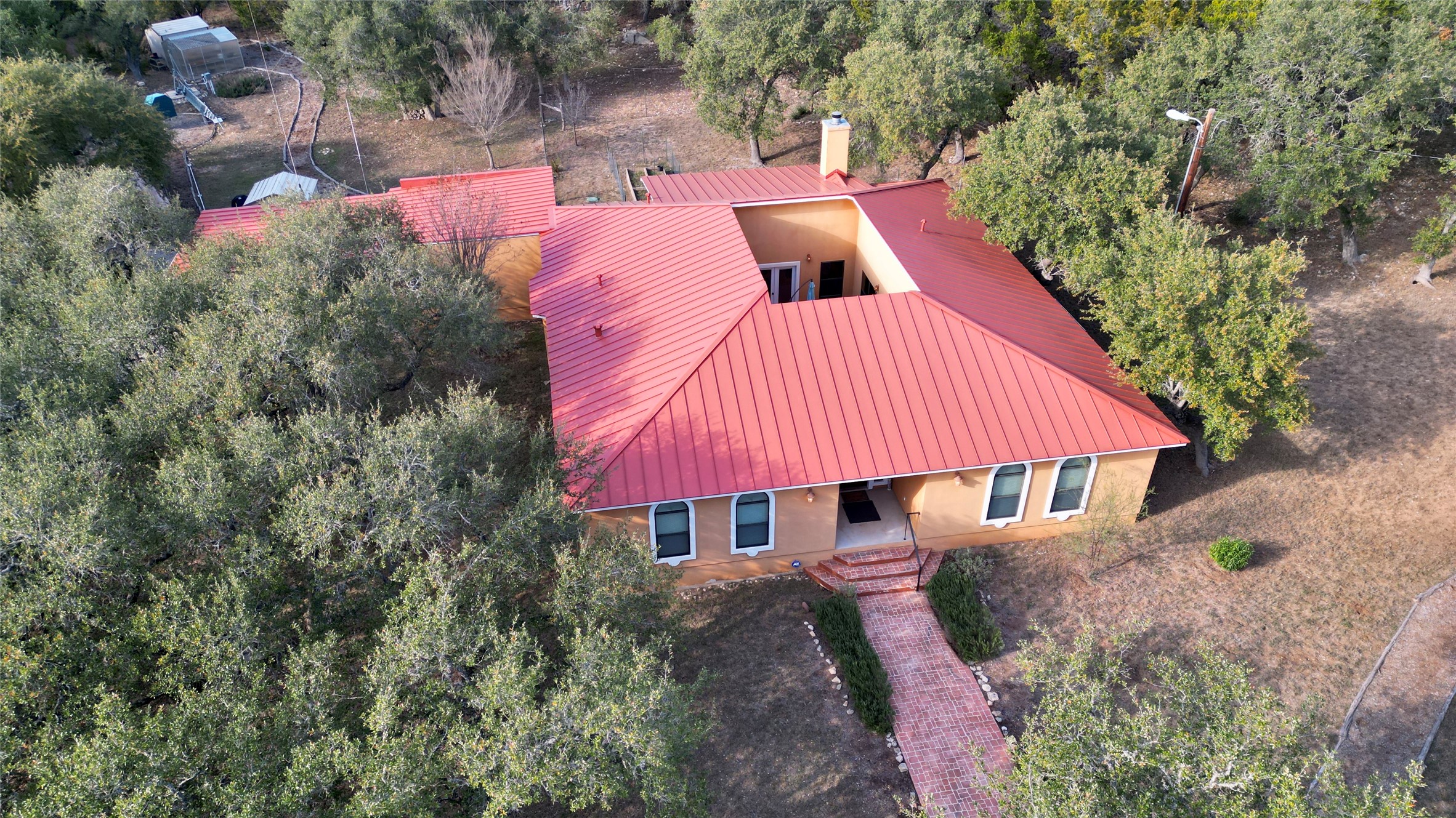 main property photo 39
