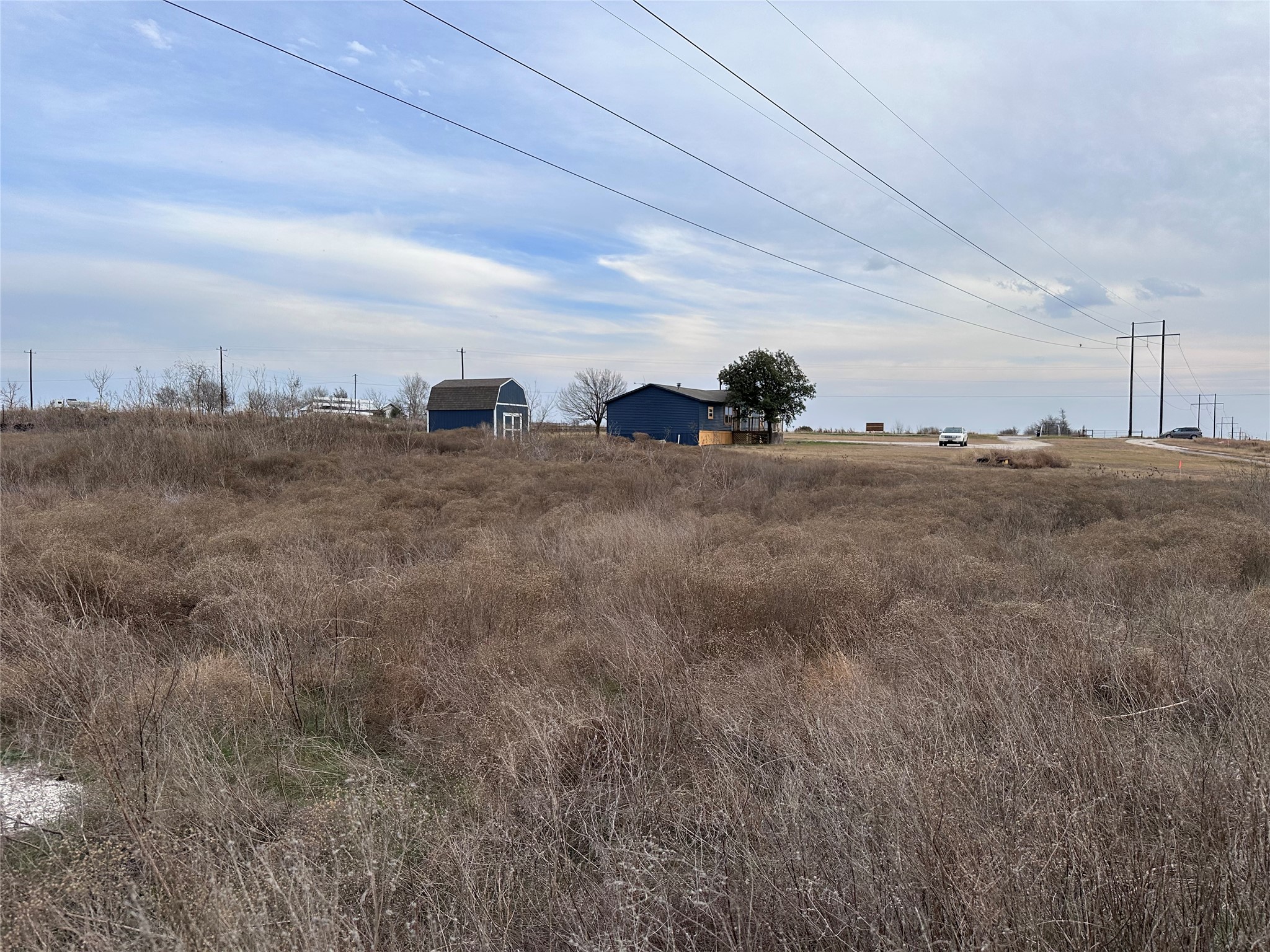main property photo 30