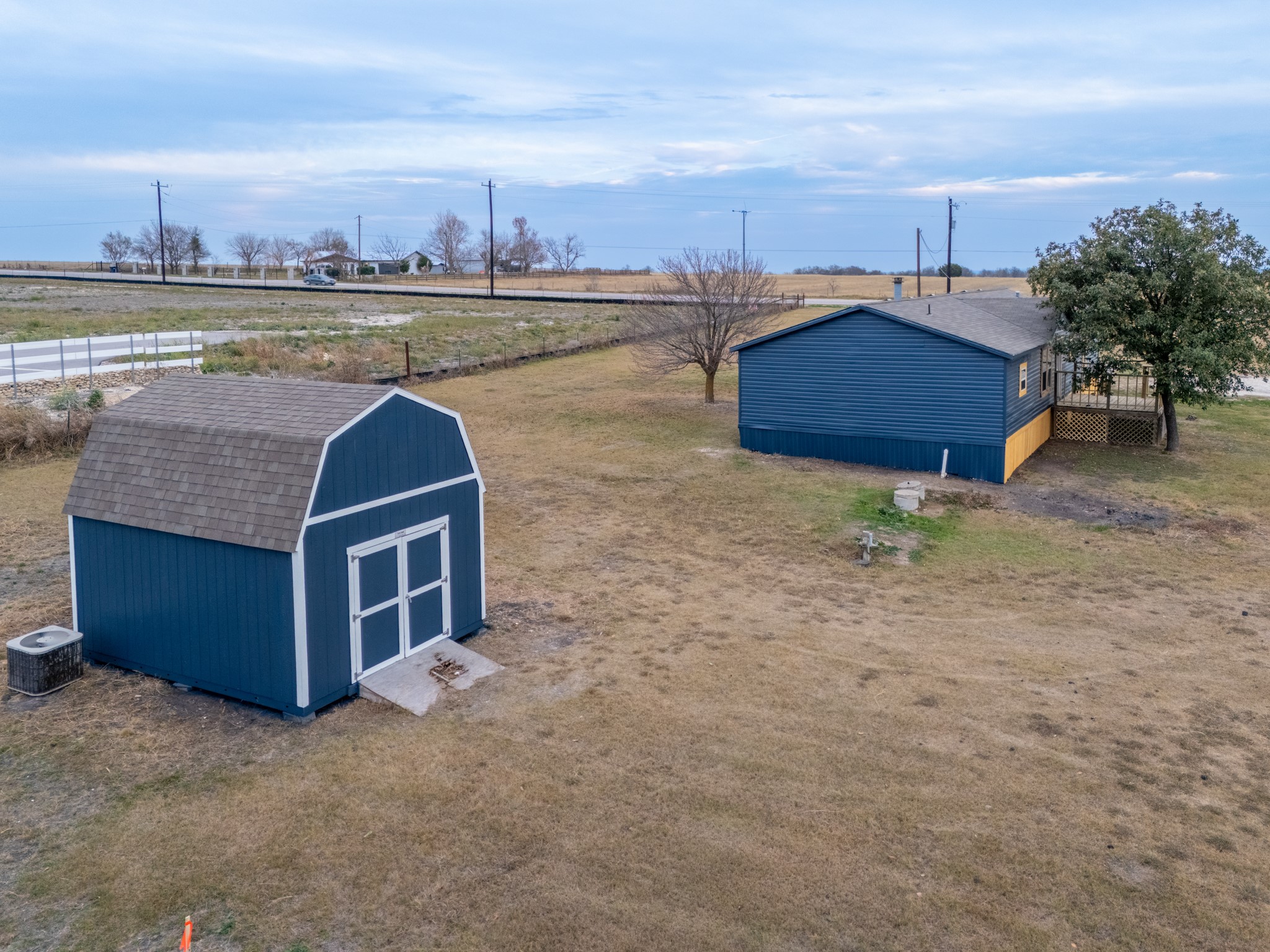 main property photo 6