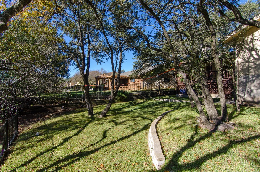 main property photo 29