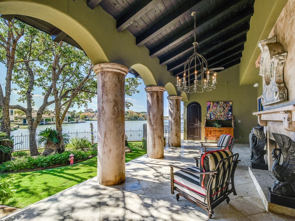 main property photo 11