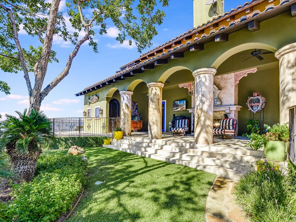 main property photo 9