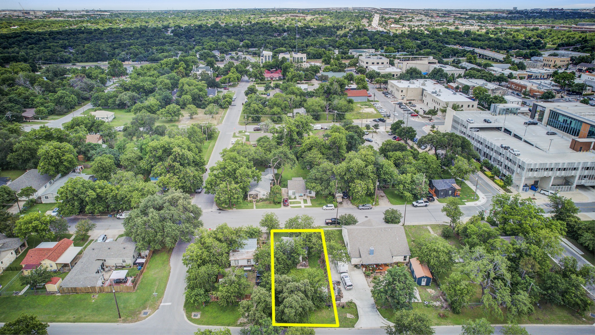 main property photo 9